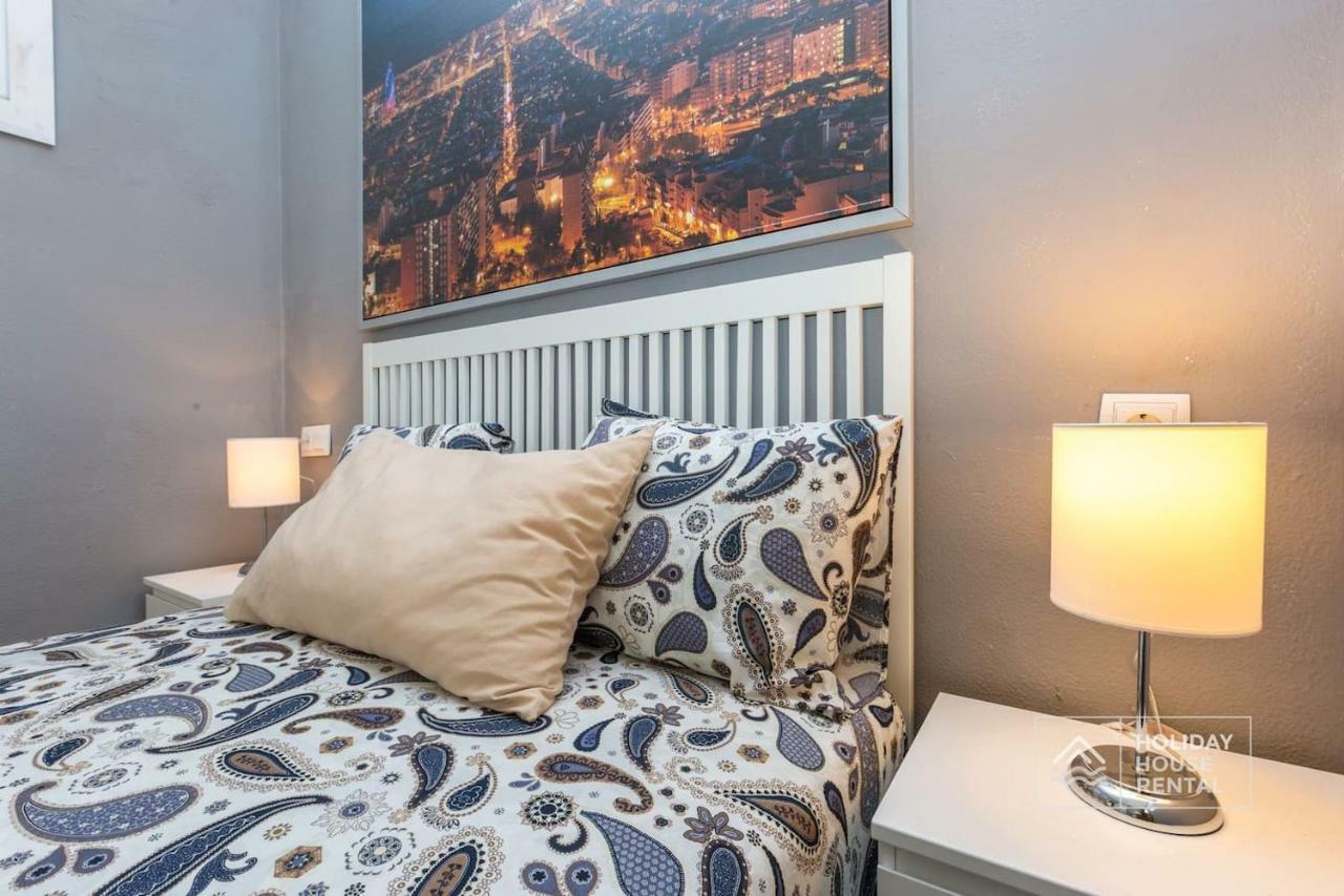 S12 - Beach Front Apartment --Free Wifi- Салоу Екстериор снимка